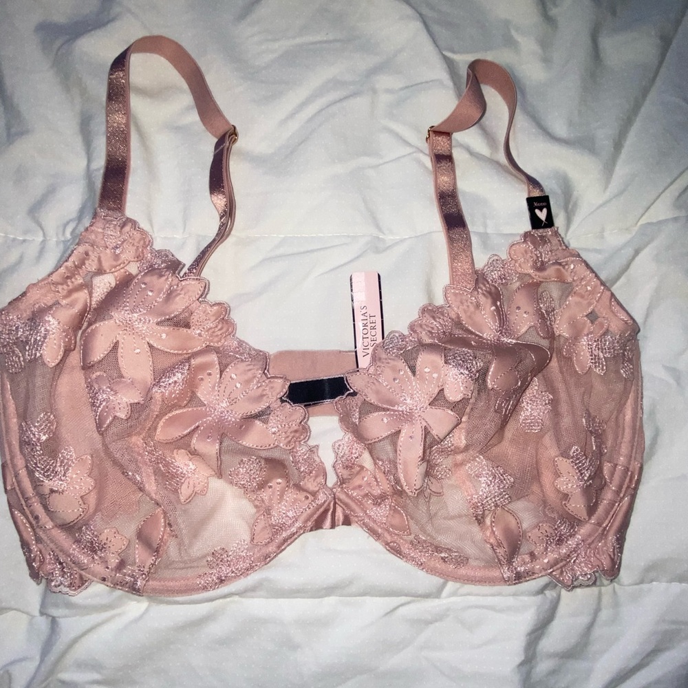 Victoria's Secret Plunge Unlined Bra